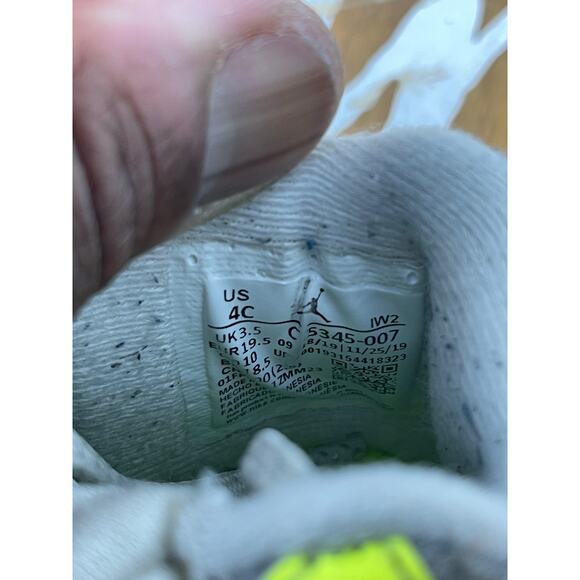 Nike Kids Air Jordan 4 Retro SE 'Neon 95' CT5345-007 Suede Gray Size 4C Toddler - Picture 10 of 10